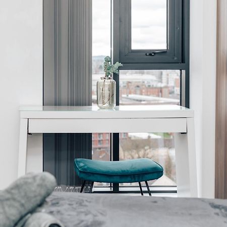 Luxury 2 Bedroom Apartment, Broad Street Birmingham Esterno foto