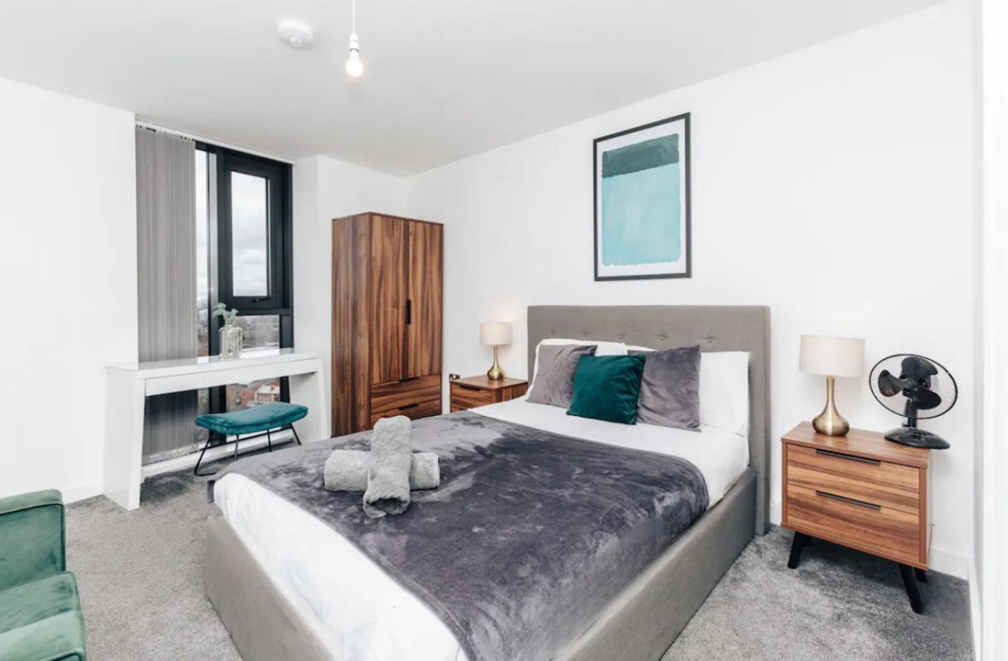 Luxury 2 Bedroom Apartment, Broad Street Birmingham Esterno foto