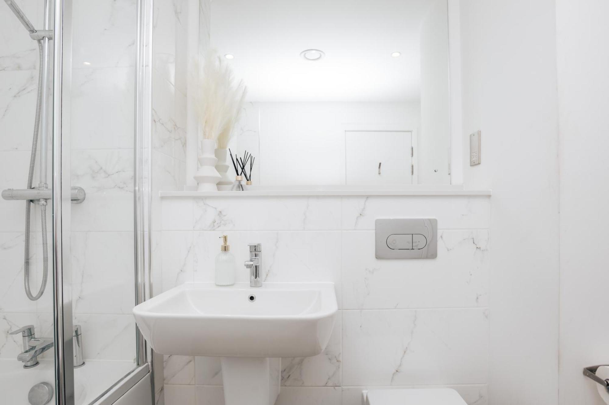 Luxury 2 Bedroom Apartment, Broad Street Birmingham Esterno foto